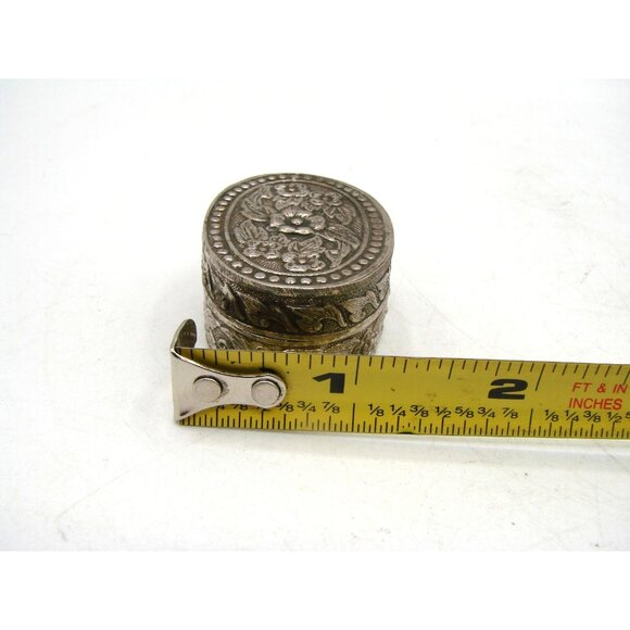 Antique Chinese Pill Box Trinket Silver Tone Floral Oval Repousse Container 40s - Picture 10 of 11